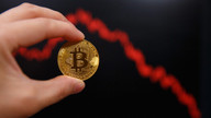 Bitcoin 61 bin dolar rekorundan sonra hızla geriledi