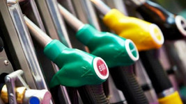 Benzin fiyatlarına kur ayarı