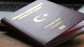 Yavru Vatan’da pasaport krizi büyüyor