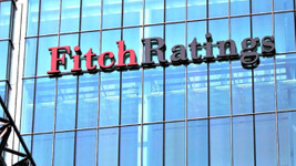 Fitch, Türkiye'nin kredi notunu 'durağan' olarak belirledi