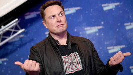 Elon Musk'ın takipçileri, Tesla hisselerini satmasını istedi