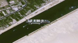 Süveyş Kanalı'nı tıkayan gemi, Cumartesi günü çekilecek