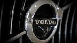 Çinli Geely, Volvo'nun halka arz planını yeniden değerlendiriyor