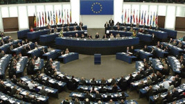 Avrupa Parlamentosu onayladı: Mültecilere 150 milyon euro destek!