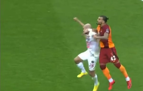 Yaşar Kemal Uğurlu, Galatasaray – Gaziantep FK maçını katletti - Resim : 1