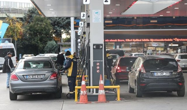 Benzine ve motorine indirim mi geliyor? - Resim : 1