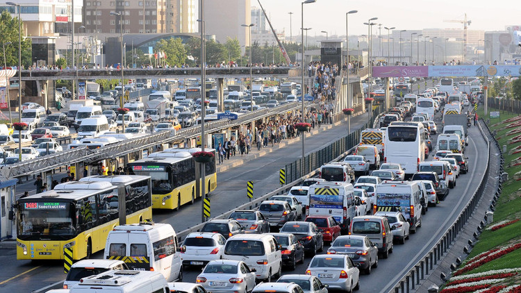 Trafikte bunu yapan yandı! 81 ilde başladı, 2.815 TL cezası var - Resim : 1