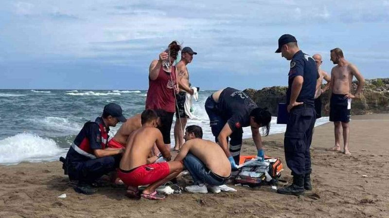 4 gün önce evlenen genç kız hayatını kaybetti - Resim : 1