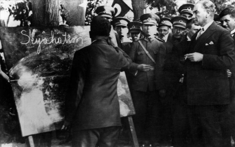 Mustafa Kemal Atatürk'ün en güzel fotoğrafları ve en unutulmaz sözleri - Resim: 2