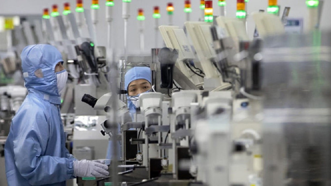 Çin'de özel sektörün hazırladığı imalat PMI daralmaya işaret etti
