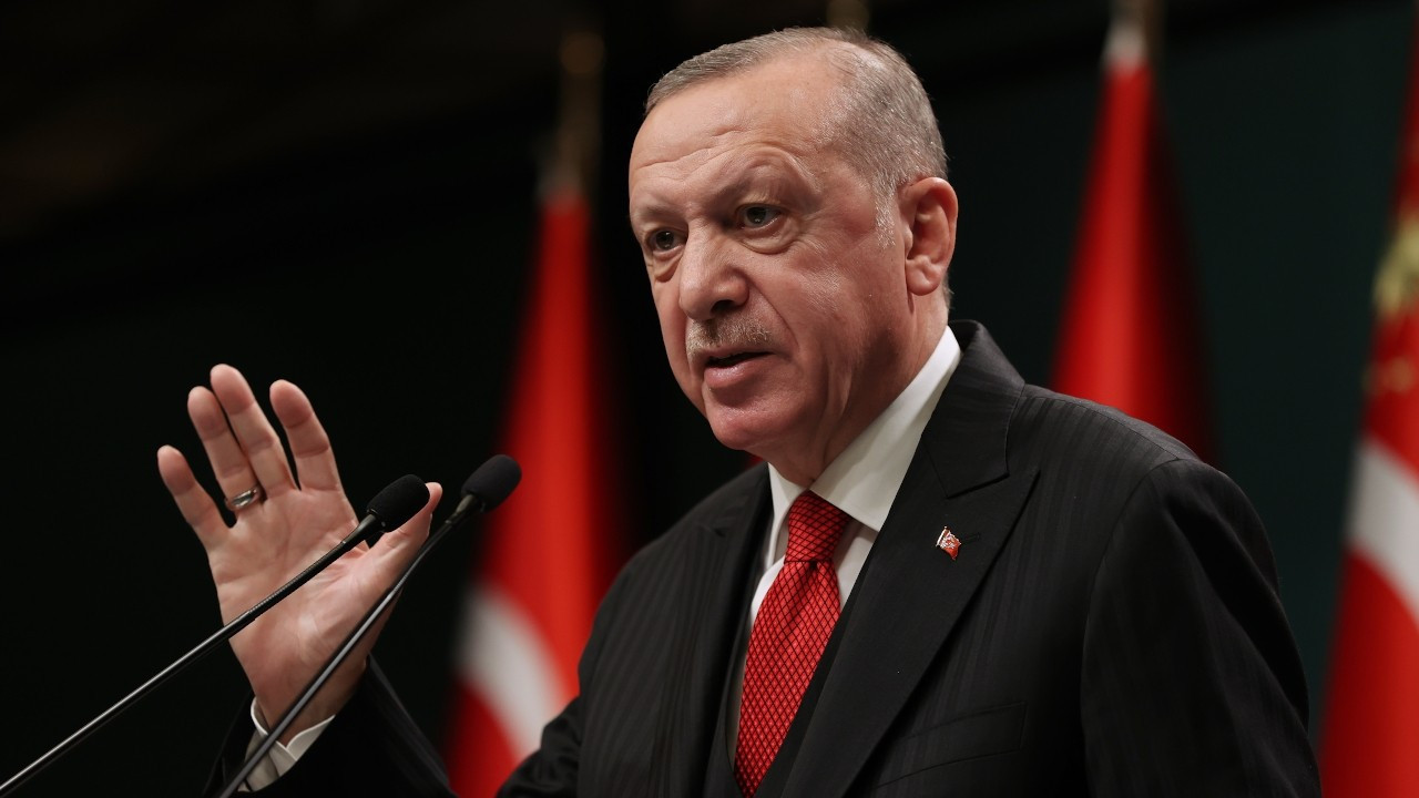 Son Dakika: Cumhurbaşkanı Erdoğan'la ilgili paylaşımlara soruşturma!