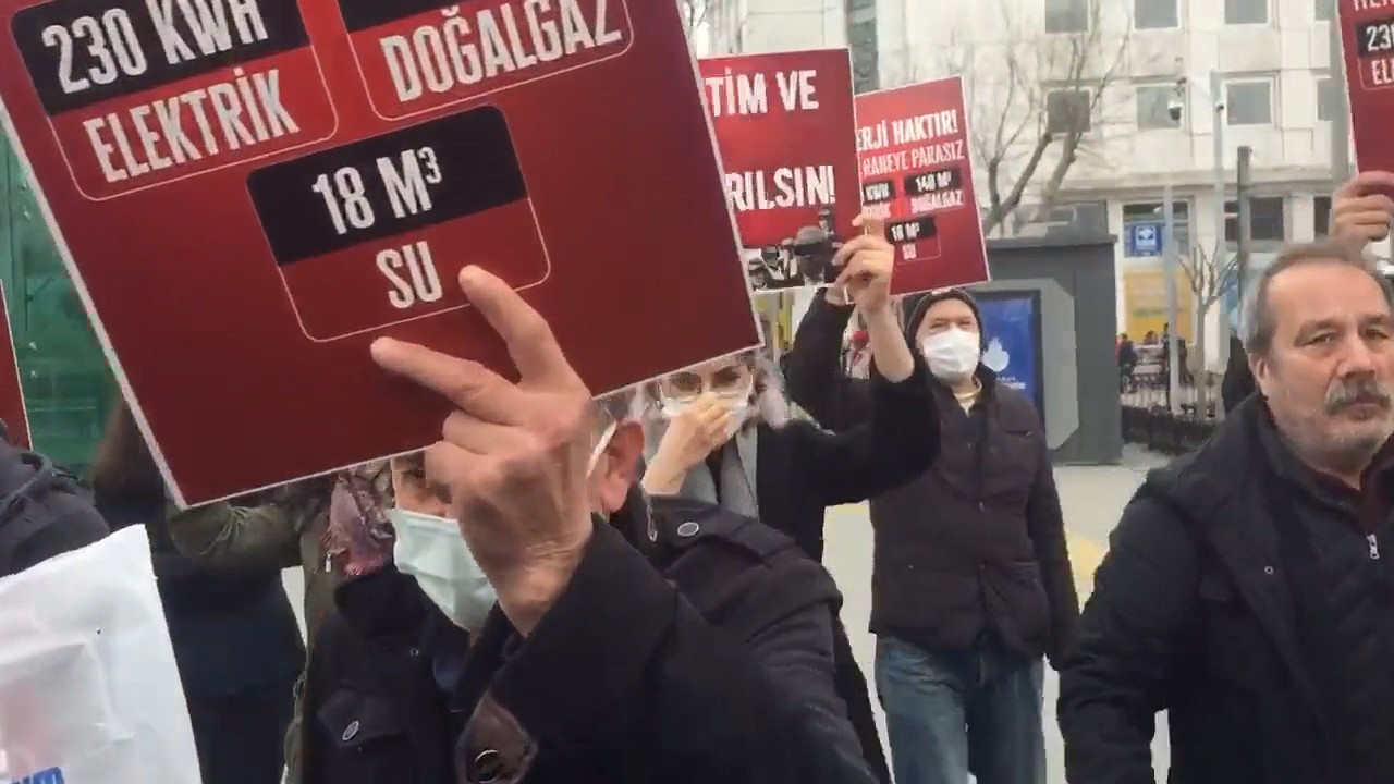 İstanbul'da eylemler bitmek bilmiyor