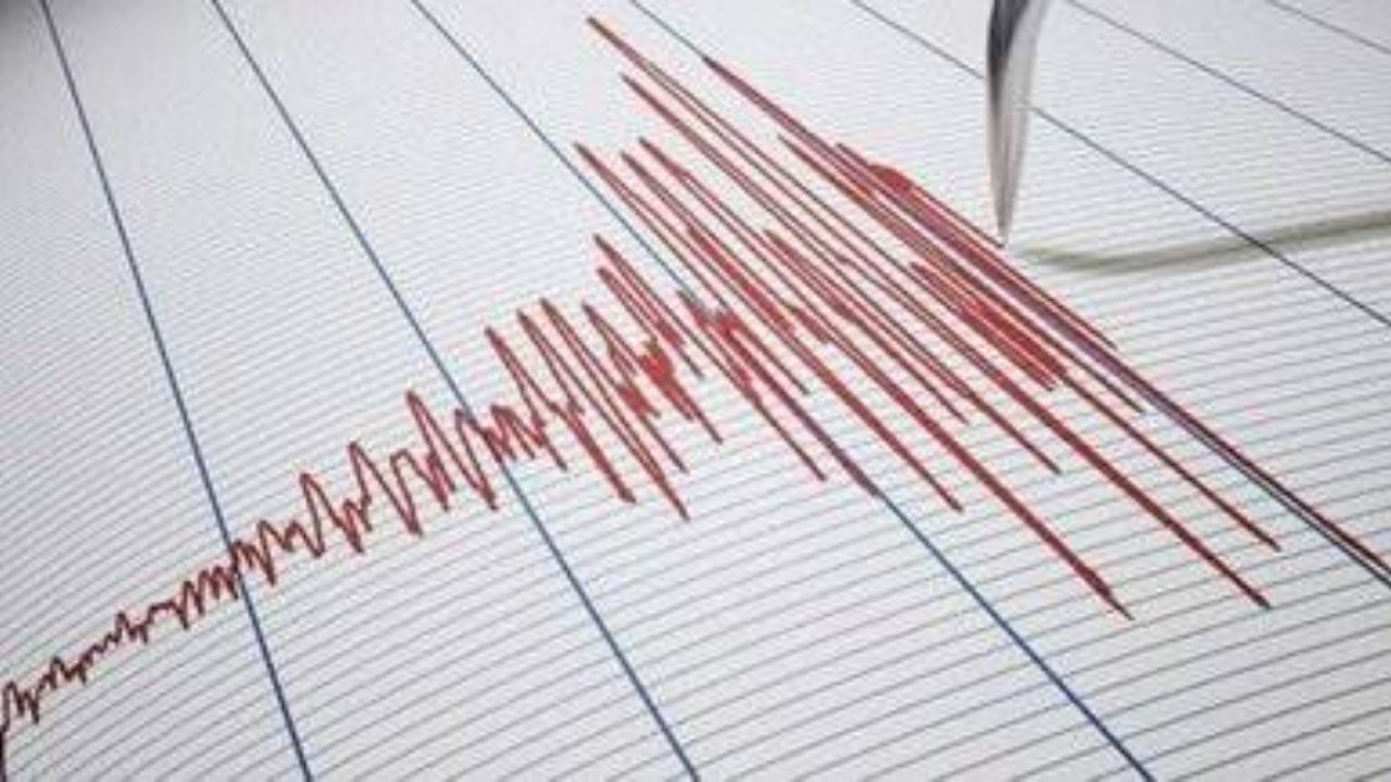 Son dakika! İstanbul'da deprem meydana geldi!